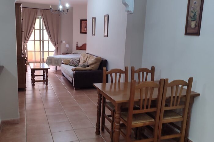 Hostal El Taxi - Apartamento 4 Camas Individuales - Con Terraza
